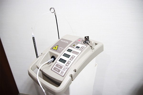 レーザー治療器